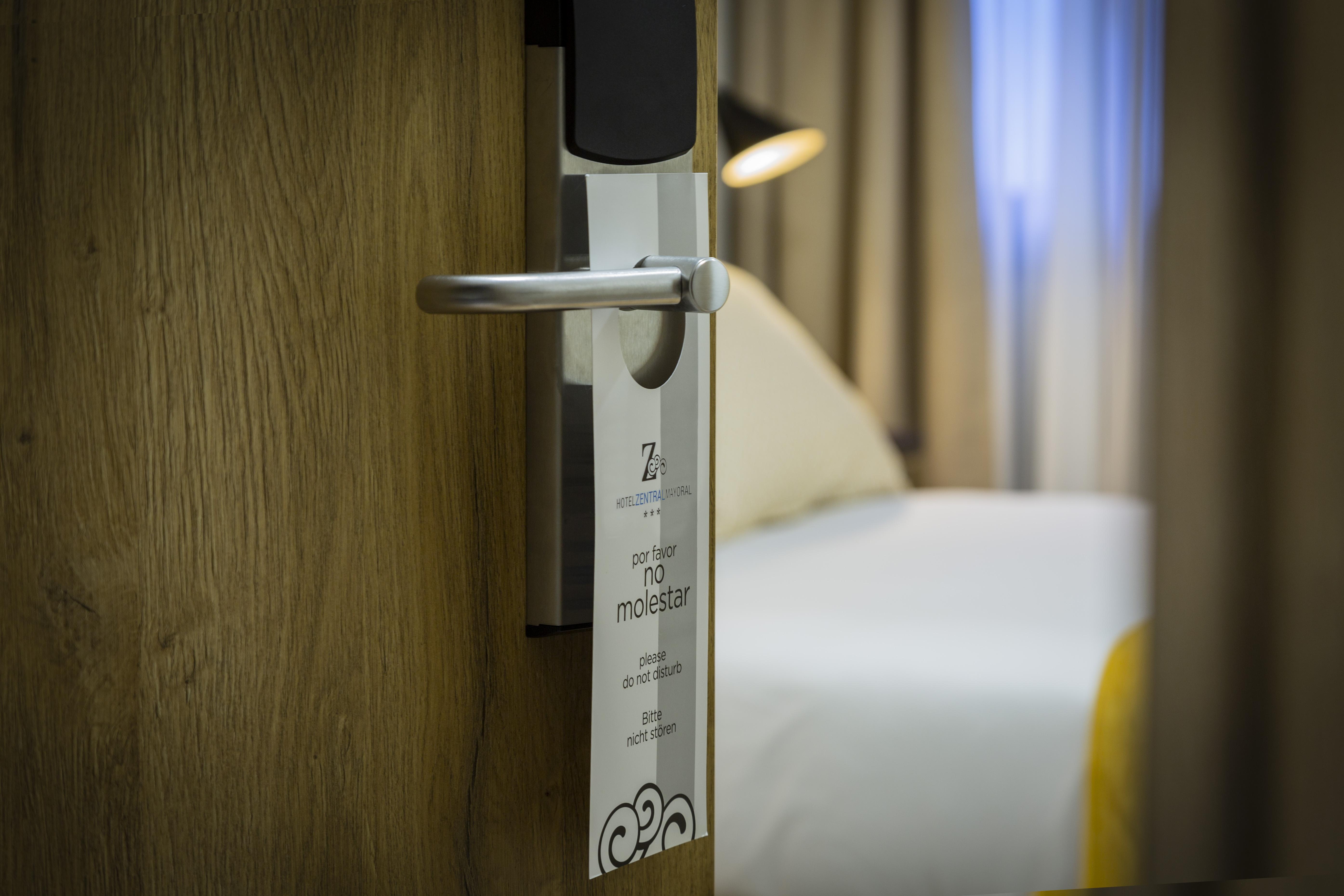 Hotel Zentral Mayoral 3*