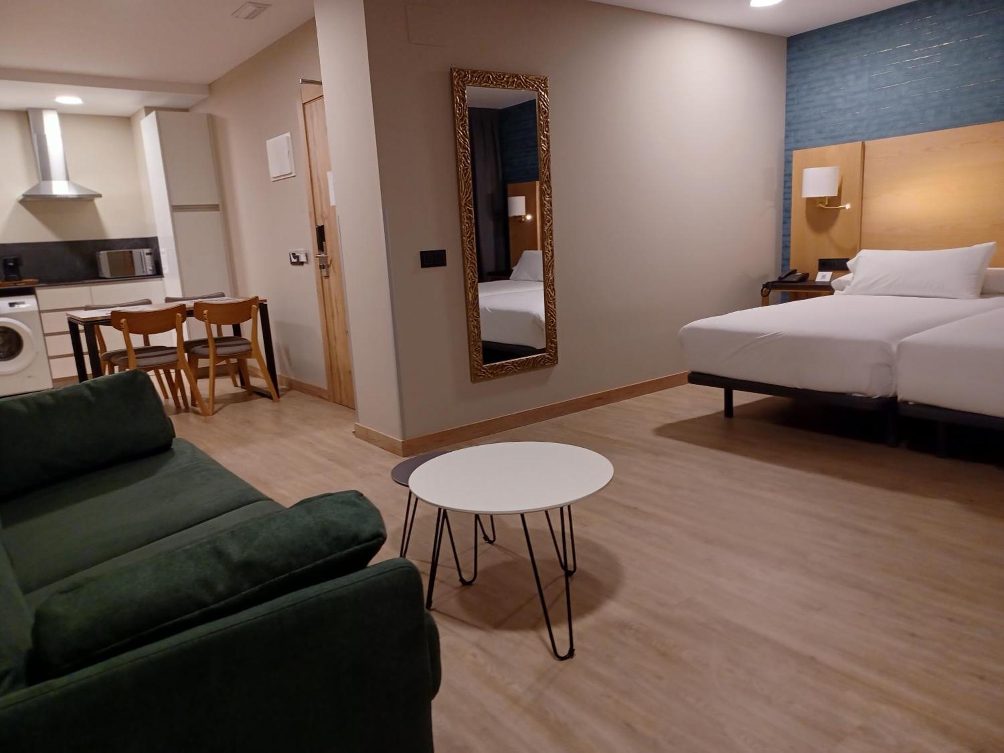 Hotel Zentral Mayoral